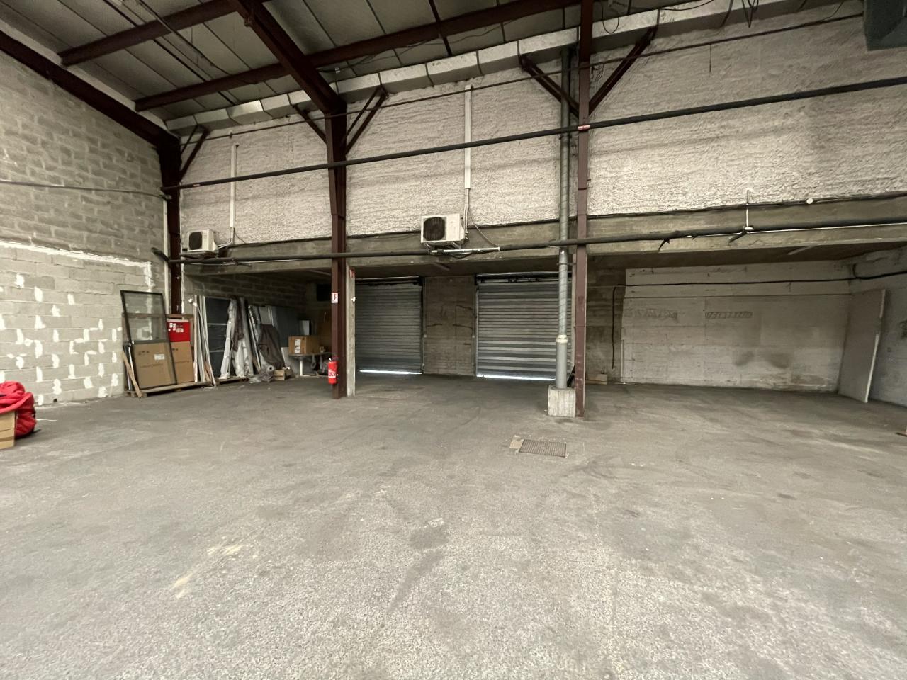 Local d'activité Genas 1139m² Location local d'activité Genas Rhône OLACT2314445 1
